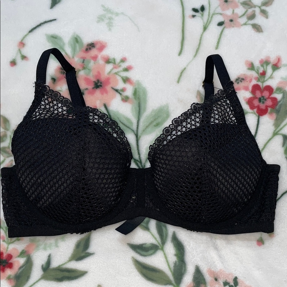 Victora's Secret Black Lace Bra